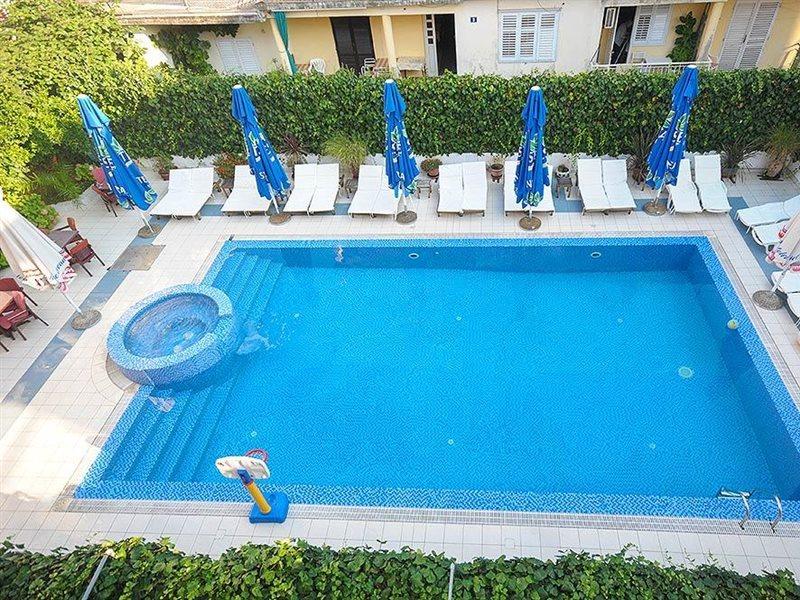 Hotel Aquamarin Budva Extérieur photo