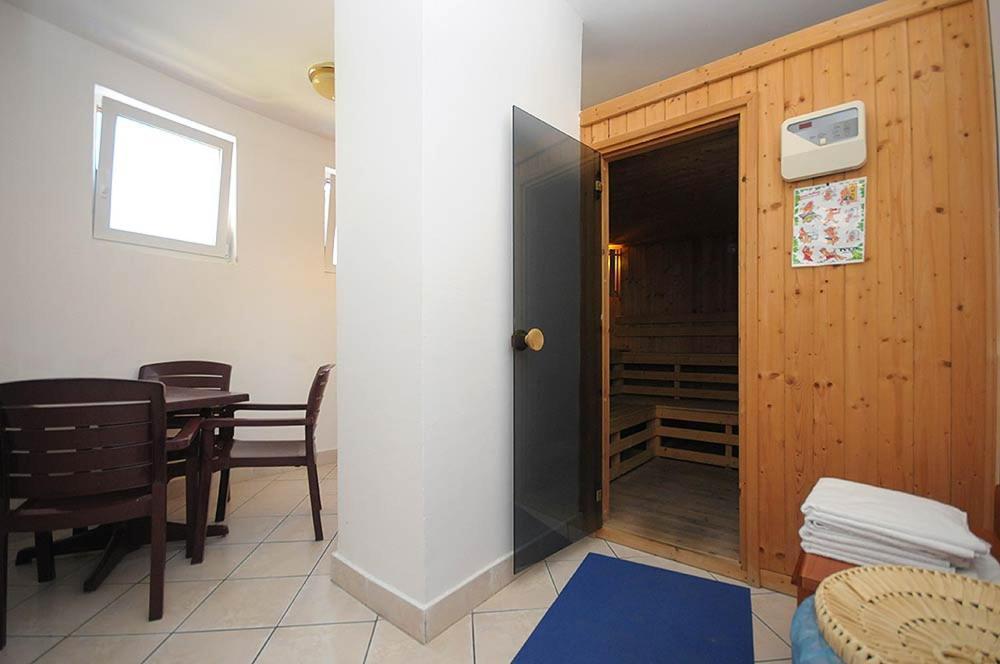 Hotel Aquamarin Budva Extérieur photo