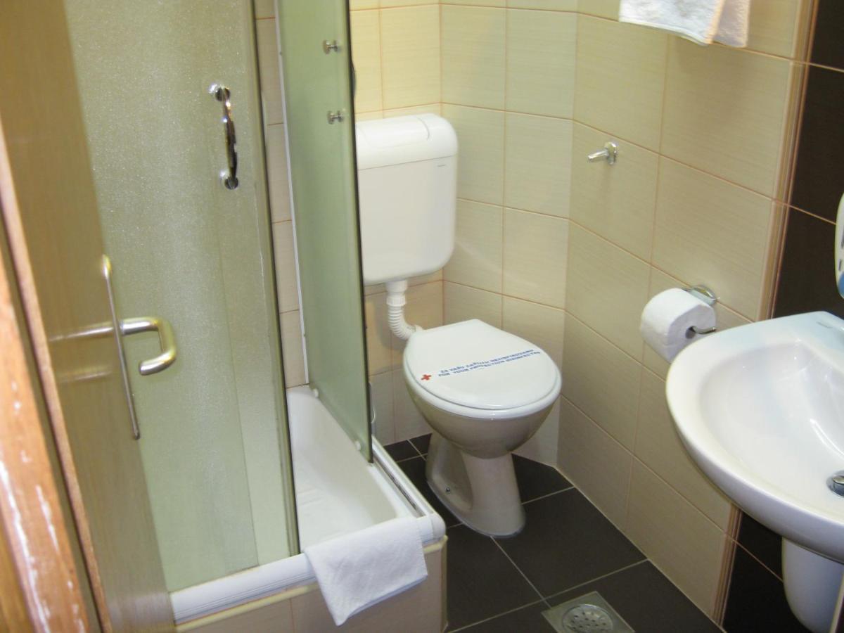 Hotel Aquamarin Budva Chambre photo